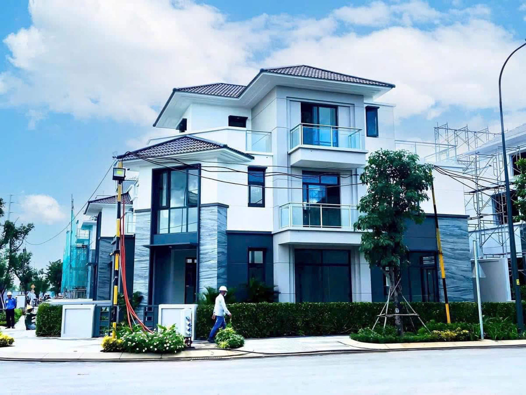 Tiến độ thi công Gladia By The Waters Khang Điền Quận 2 cập nhật mới nhất